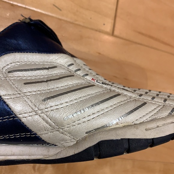 Indoor Umbro Women’s Soccer Shoes - size 7 - Picture 15 of 15